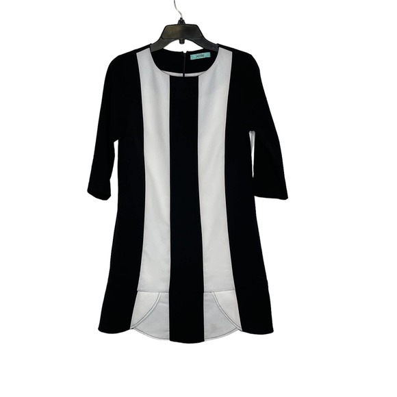 Karlie Dress Size‎ Small Black White 3/4 Sleeve Womens Lined Stretch Blend - Picture 1 of 7